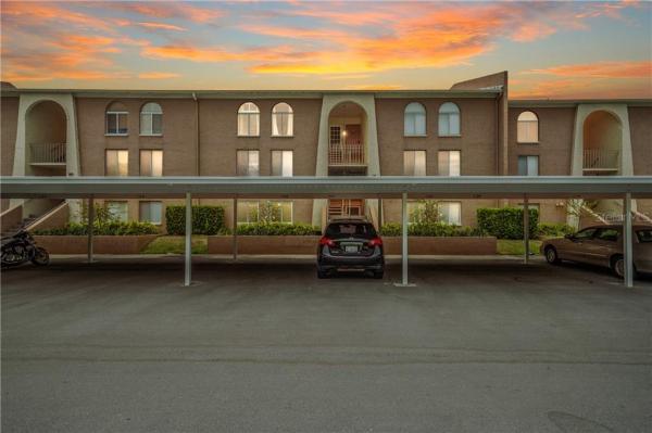 WINDWARD POINTE ST PETERSBURG