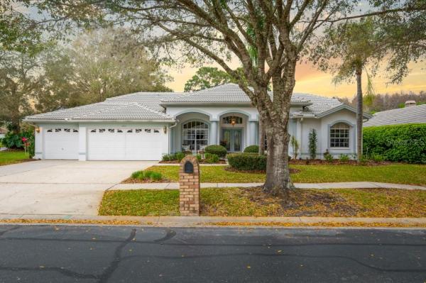 CRESCENT OAKS COUNTRY CLUB KINGSBURY PH 2