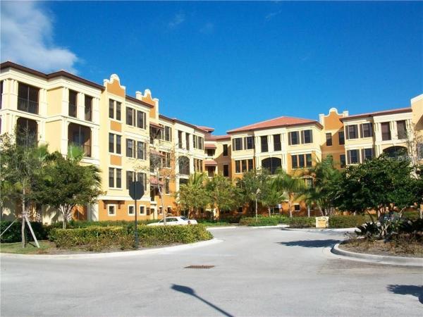 BOCA LAGO AT VIVANTE