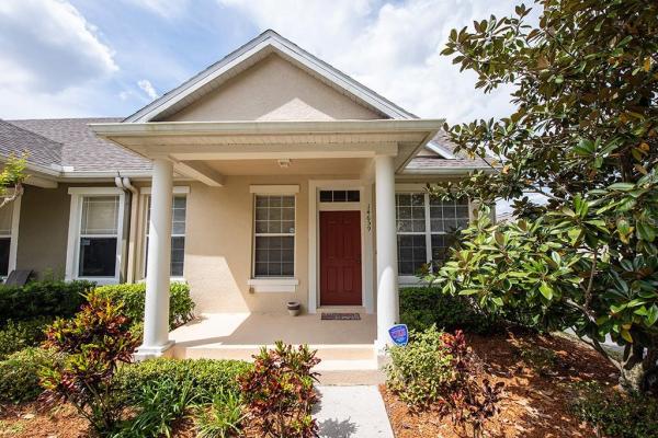 AVALON PARK VILLAGE 06