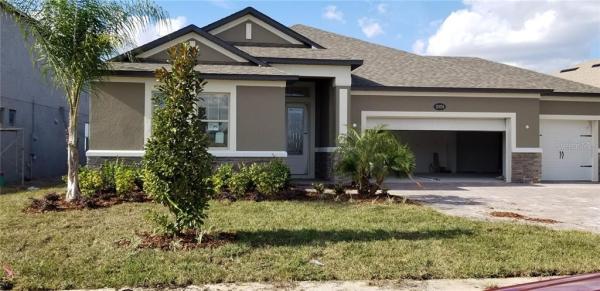 VISTAS AT WATERS EDGE