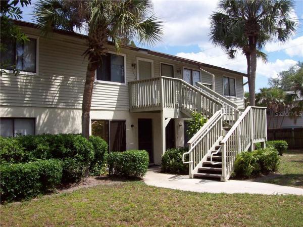 WHISPERWOOD CONDO 02