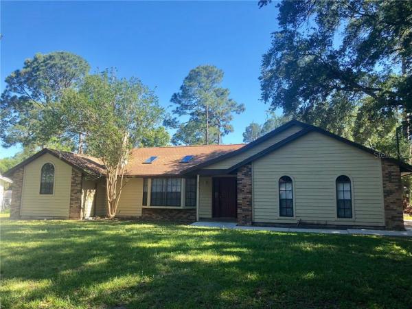 LAKE MARKHAM ESTATES