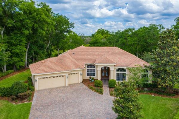 SANCTUARY ON LIVINGSTON PH 03