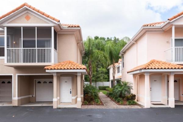 TERRACES AT PARADISE LAKES CONDO
