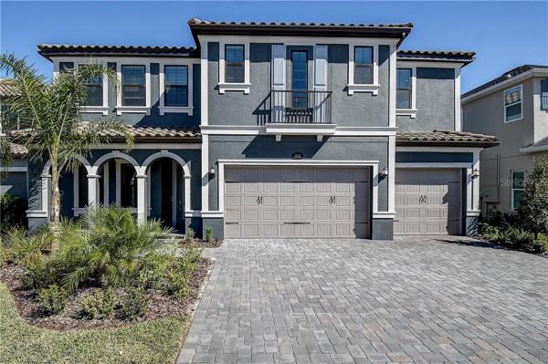 THE PROMENADE AT LAKE PARK