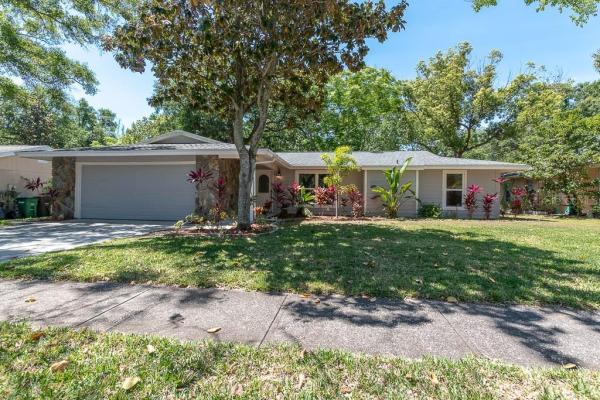 TANGELO GROVE VILLAGE