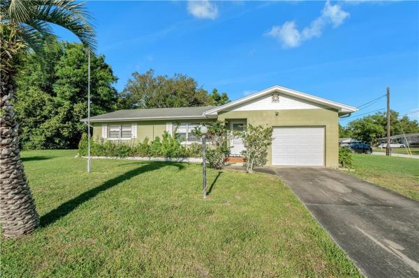 LAKE MARIE ESTATES 04