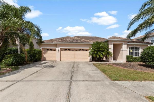 VILLAGES AT PINETREE MARSH PINE ENCLAVE
