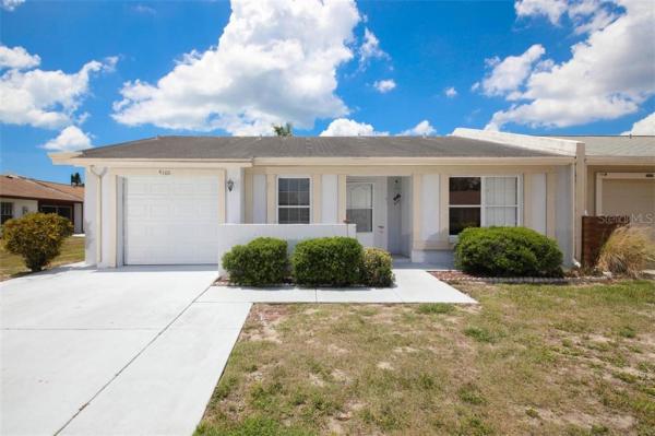 TOWNHOUSES OF LAKESIDE SOUTH