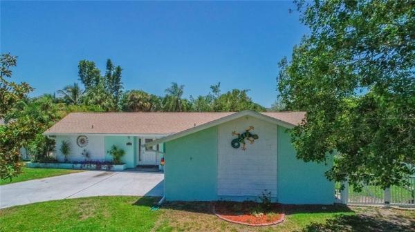 VILLAGE GREEN OF BRADENTON