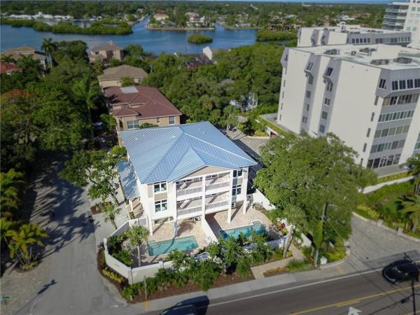 GULF VIEW ON LITTLE SARASOTA BAY