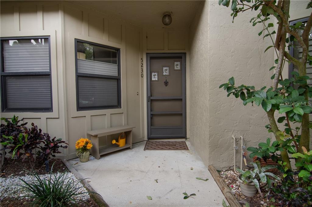 LAKE ARROWHEAD - фото