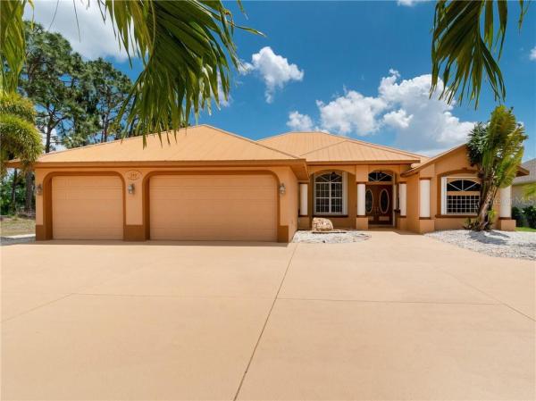 ROTONDA WEST BROADMOOR