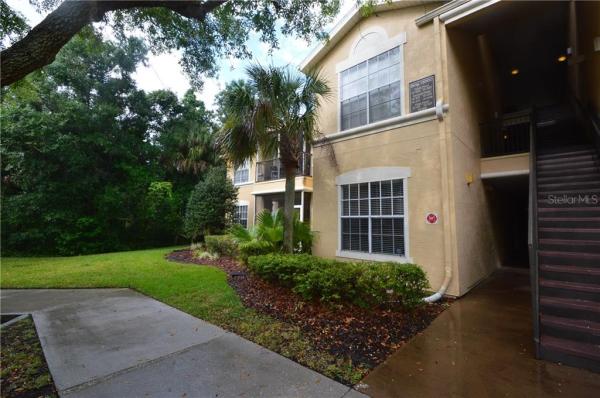 OXFORD PLACE AT TAMPA PALMS A CONDO
