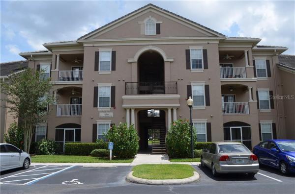 CAPRI/HUNTERS CRK CONDO