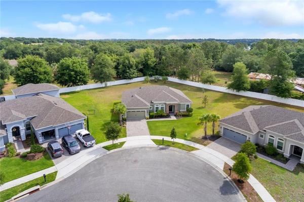 GROVELAND CHERRY LAKE OAKS