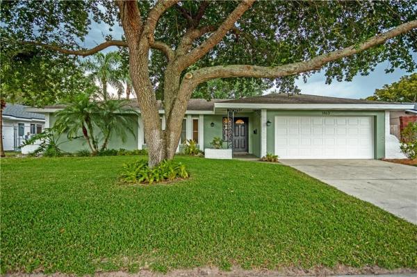 WINTER WOODS UNIT 03