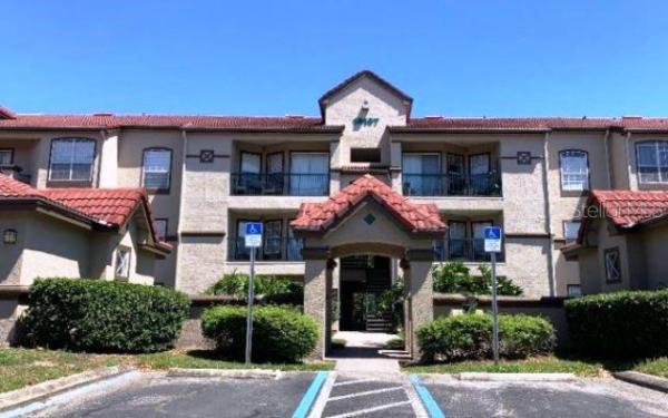 LAKEVIEW AT CALUSA TRACE