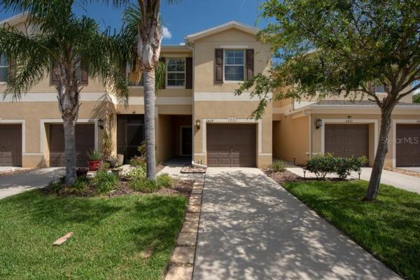 LAKE BRANDON TWNHMS 114-A