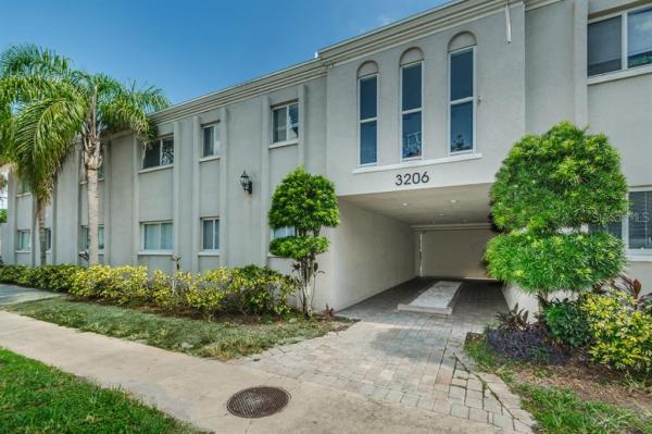 PALMA CEIA GARDENS CONDO