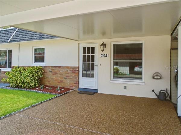 SKYE LOCH VILLAS UNREC