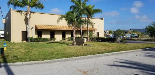 COUNTY LINE TRADE CENTER PH 2