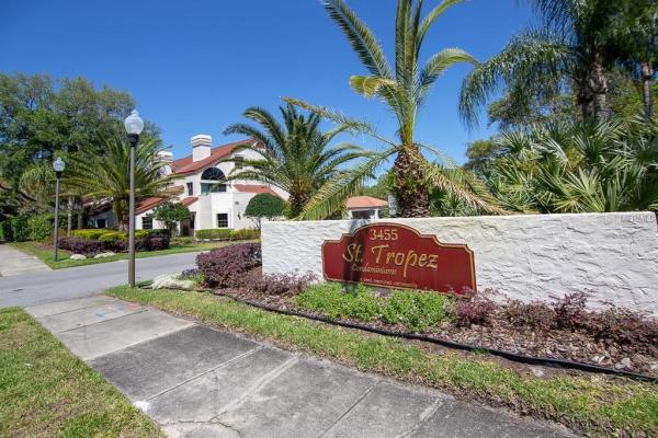 ST TROPEZ CONDO