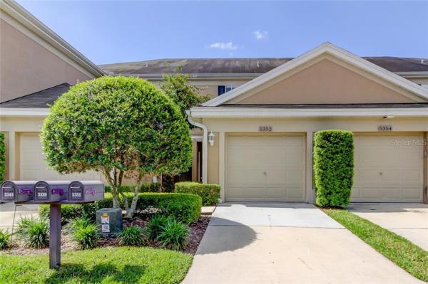 TOWNHOMES AT MILLBROOKE RANCH