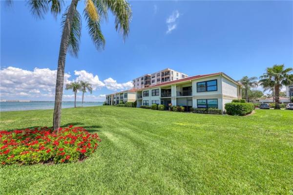 CASA DEL MAR CONDO II