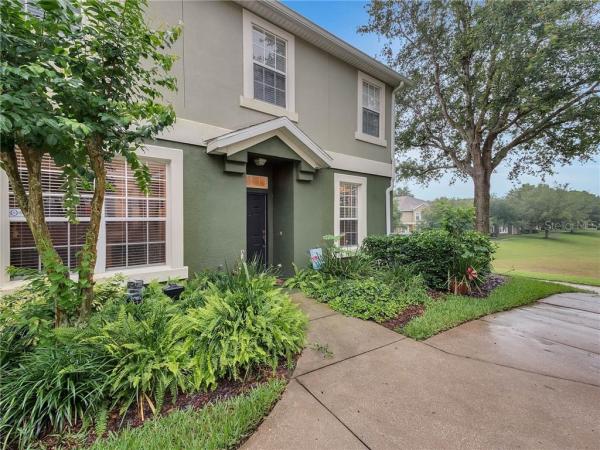 OVERLOOK/PARKSIDE CONDO