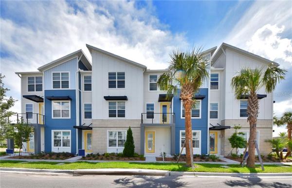 LAUREATE PARK NBRHD CENTER PH 1