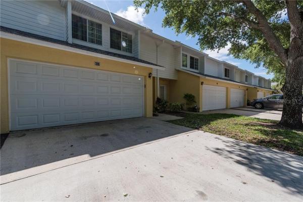 SUNSET POINT TOWN HOMES CONDO