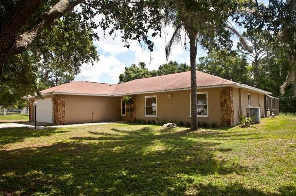 LAKE BERNADETTE GARDENS