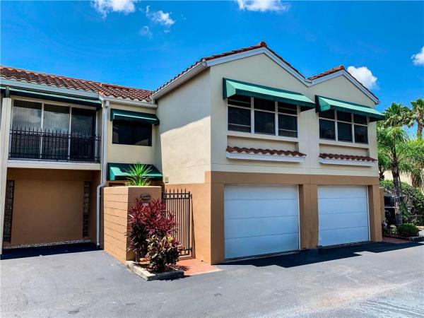 MEDITERRANEAN VILLAGE IN THE PARK