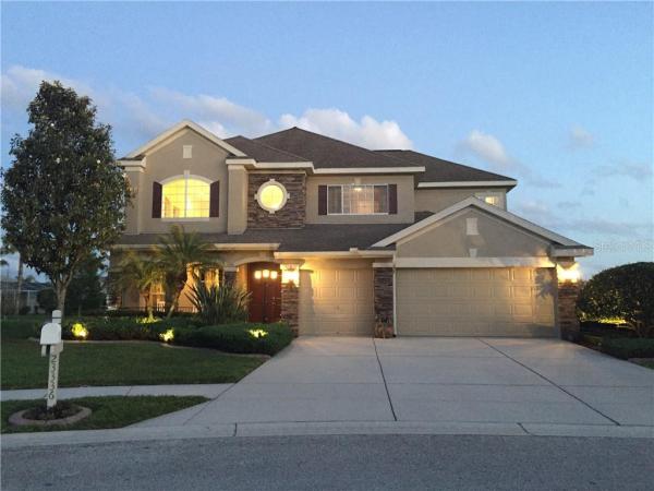 PLANTATION PALMS PH 01