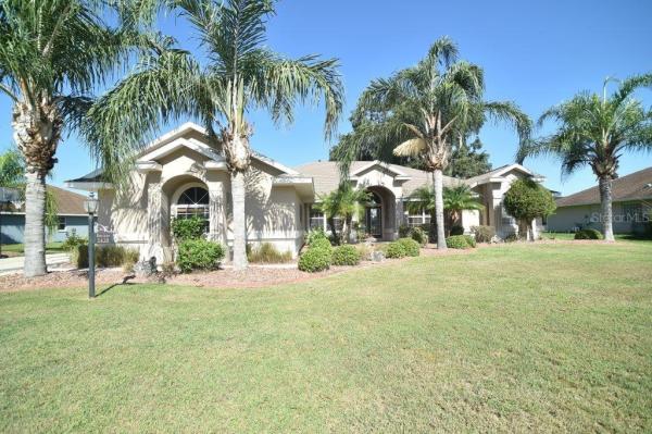 FAIRWAYS AT ROLLING HILLS FIRST ADD
