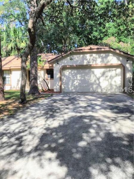 COUNTRY CREEK THE TRAILS AT