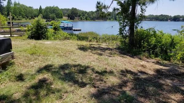 TWIN LAKES RANCHETTES