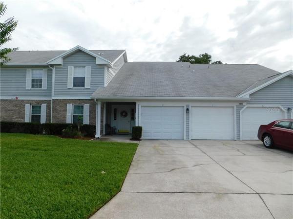 COACH HOMES AT DOVER VILLAGE