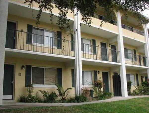 WATERSIDE AT CRANES ROOST A CONDO COMMUNITY