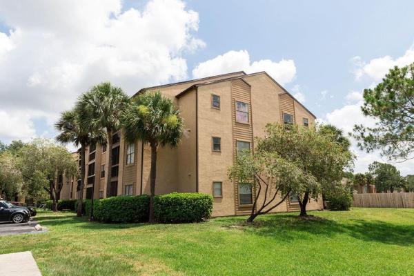 CASCADES/KISSIMMEE CONDO