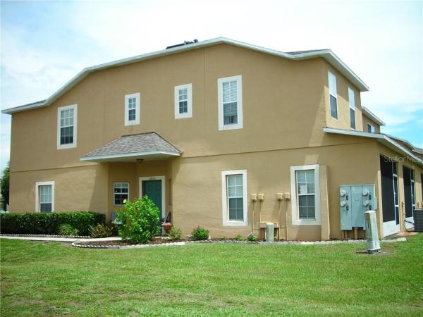 KINGS LAKE TOWNHOMES