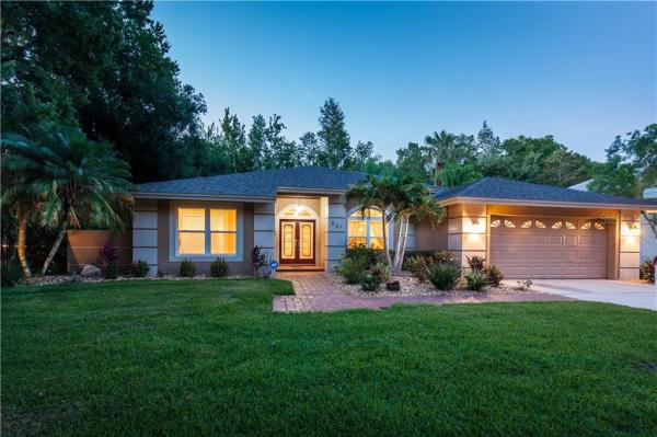 LAKESHORE VILLAGE AT WOODFIELD