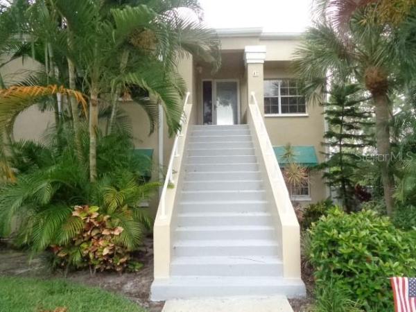 CLOISTERS AT BARDMOOR