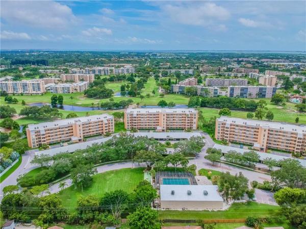 THE WOODS AT PINEBROOK