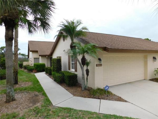 WOODLAKE VILLAS AT PALM AIRE 5