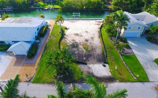 SLEEPY LAGOON PARK 2