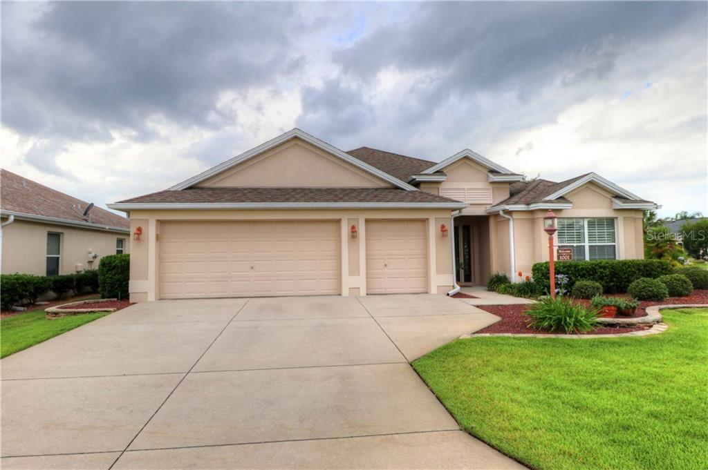 THE VILLAGES - фото