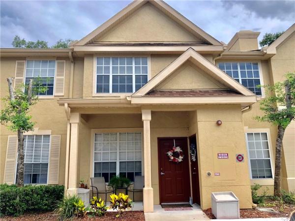 CRESCENT PLACE AT LAKE LOTUS CONDO